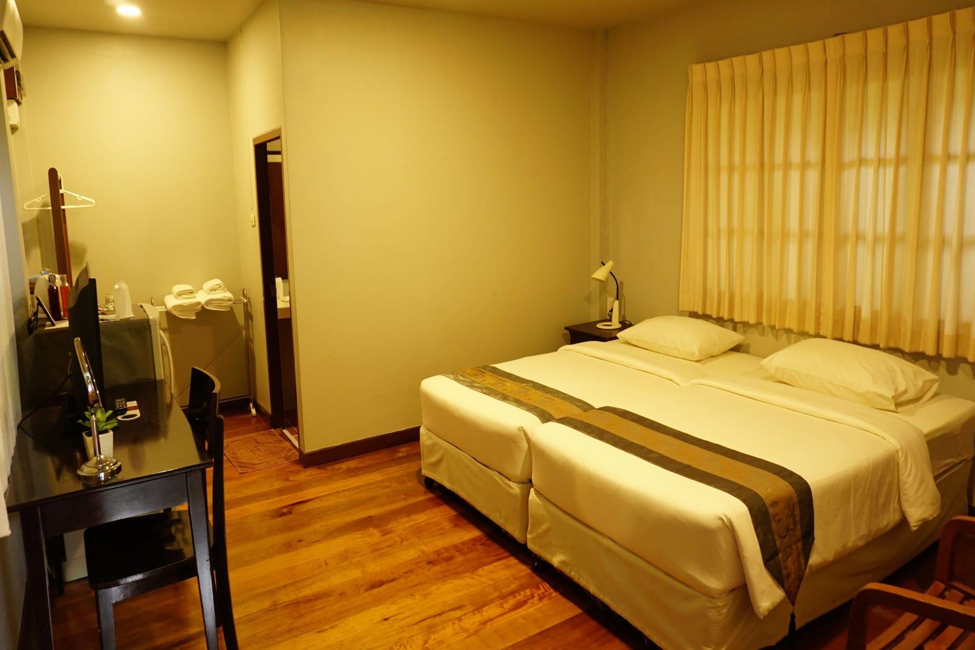 Baan Klang Aow Beach Resort Ban Krut  Exterior foto